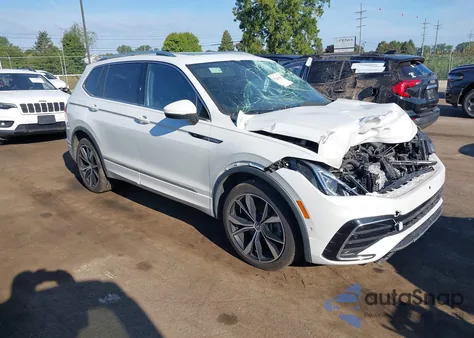 2022 Volkswagen Tiguan 2.0T Sel R-Line из США, поврежденный, VIN 3VV4B7AXXNM103836